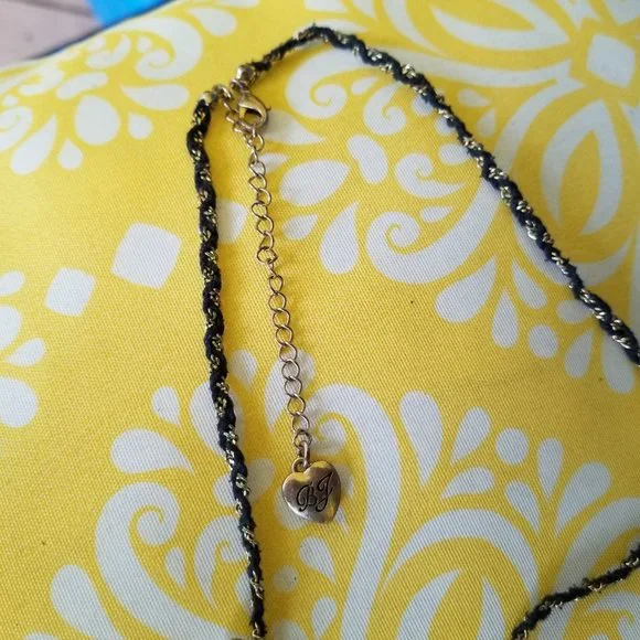 👒Betsey SUN HAT BOX Vintage Floral MIAMI CHIC Charm Necklace - GPC - Picture 10 of 14